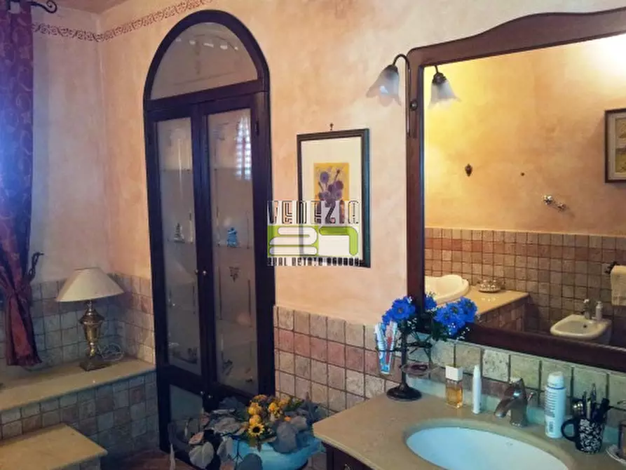 Immagine 7 di Villa in vendita  in san Corrado a Noto