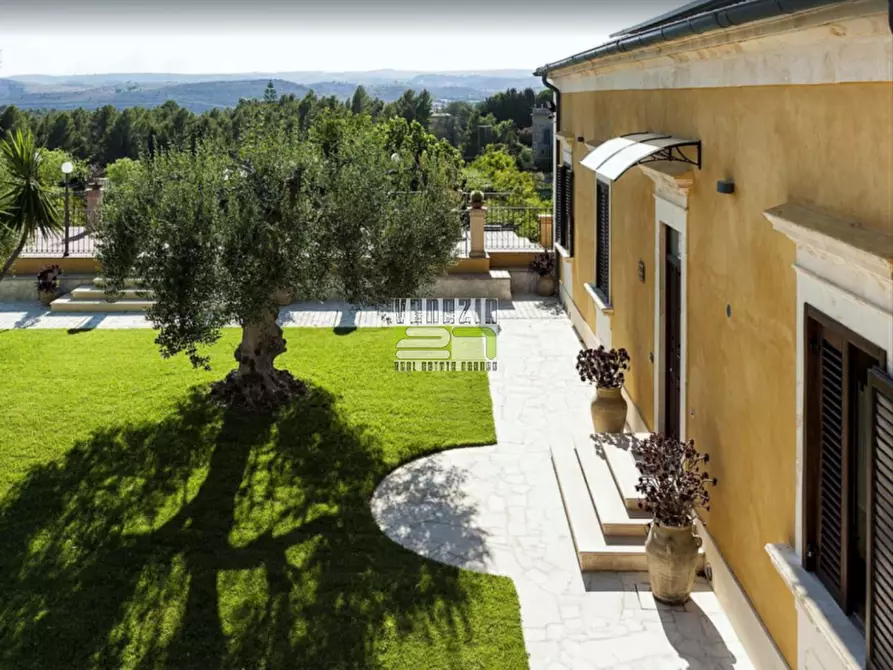 Immagine 15 di Villa in vendita  in san Corrado a Noto