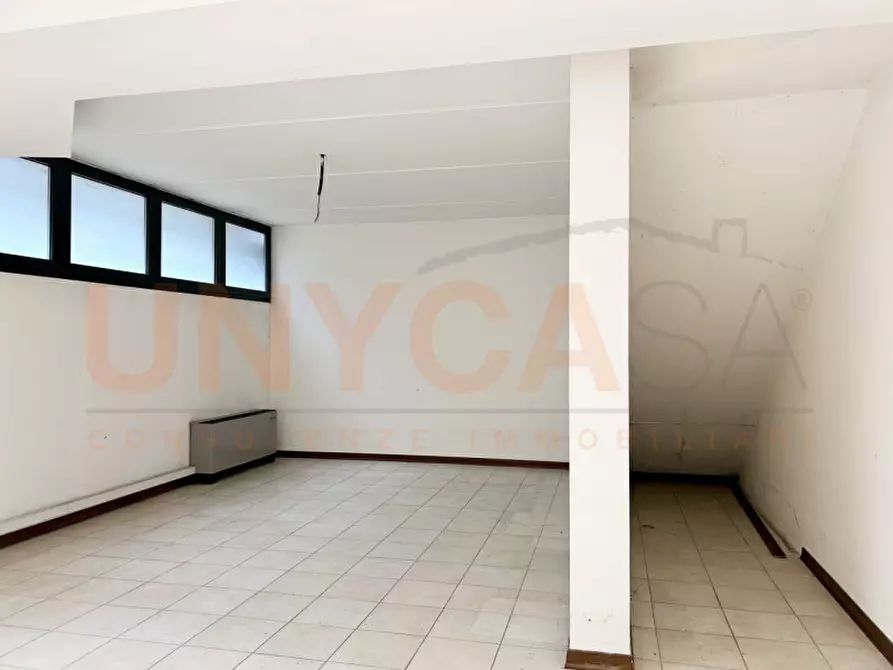 Immagine 6 di Negozio in vendita  in Via IV Novembre a Mestrino