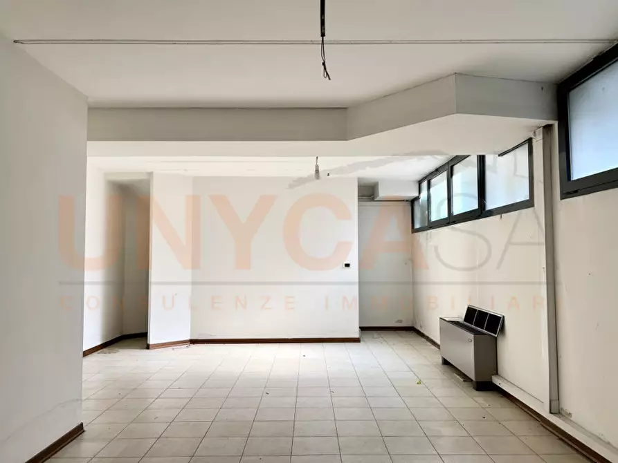 Immagine 7 di Negozio in vendita  in Via IV Novembre a Mestrino