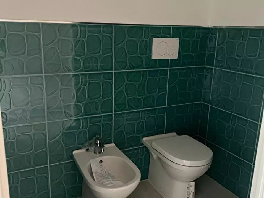 Immagine 13 di Ufficio in affitto  in via turati a Quartu Sant'elena