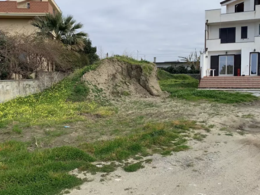 Immagine 3 di Terreno in vendita  in VIA SIMETO a Milazzo