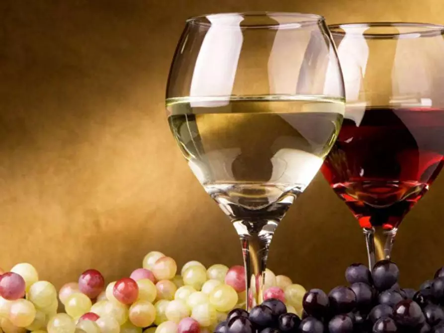 Immagine 3 di Attività commerciale in vendita  in Via Veneto a Eboli