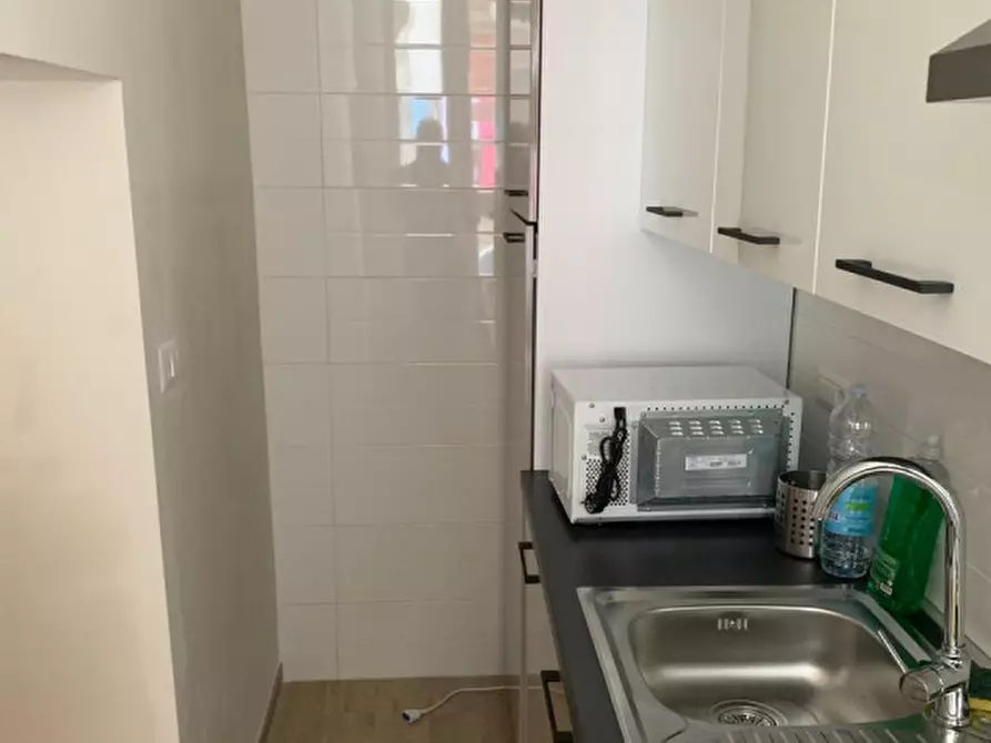 Immagine 6 di Appartamento in affitto  in Corso Vittorio emanuele 436 a Napoli