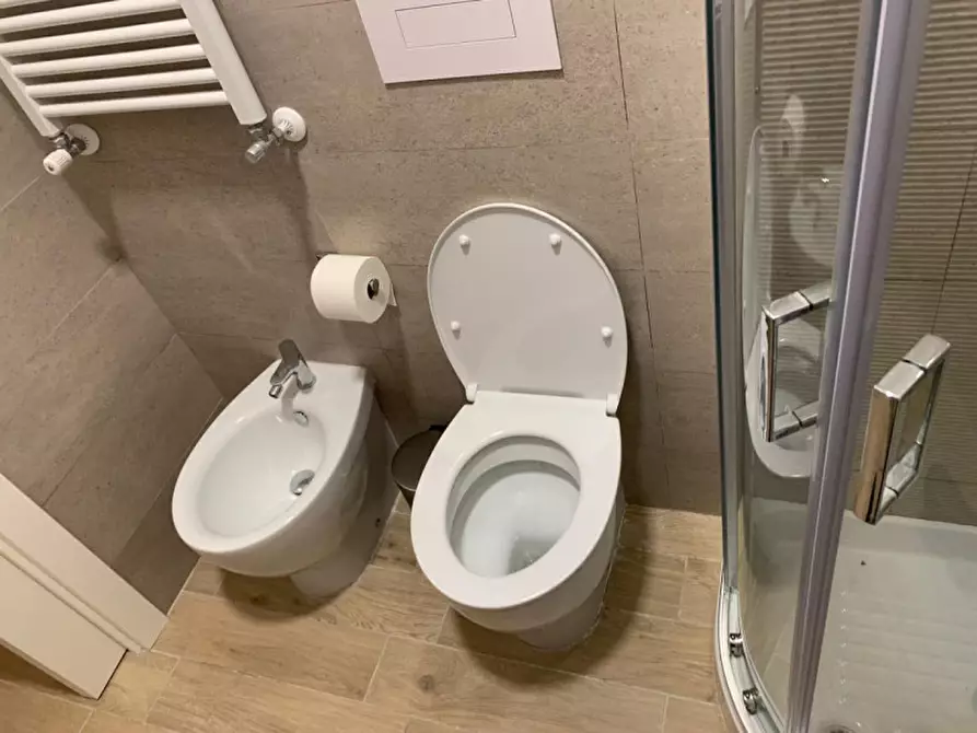 Immagine 14 di Appartamento in affitto  in Corso Vittorio emanuele 436 a Napoli