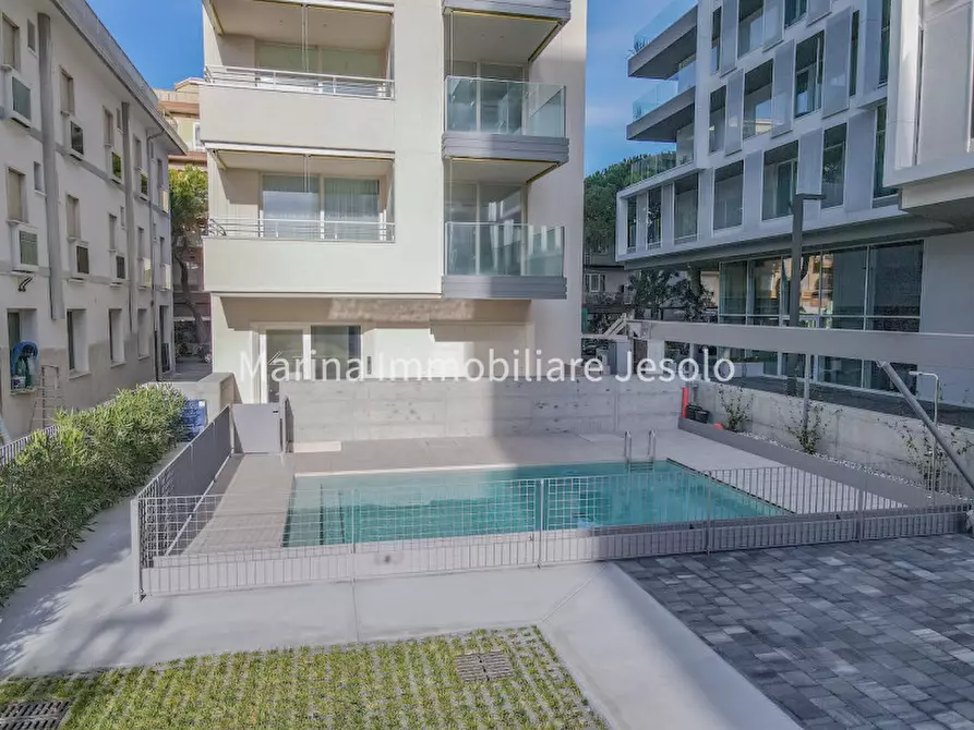 Immagine 8 di Attico in vendita  in via dante a Jesolo