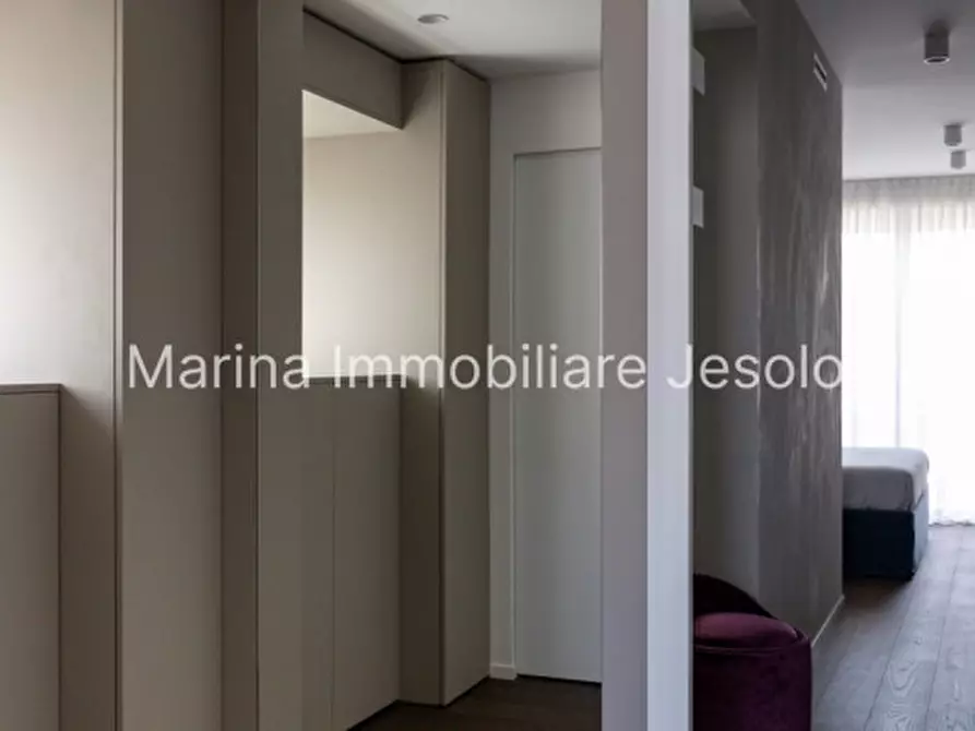 Immagine 22 di Attico in vendita  in via dante a Jesolo