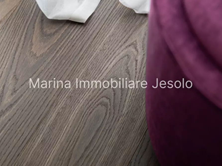 Immagine 23 di Attico in vendita  in via dante a Jesolo