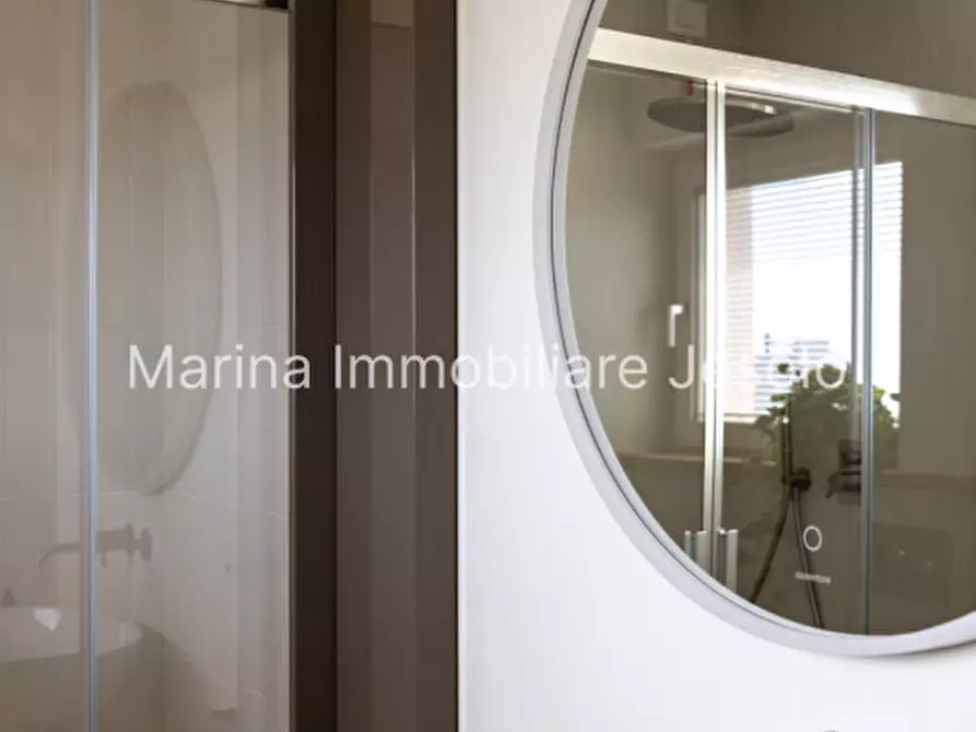 Immagine 26 di Attico in vendita  in via dante a Jesolo