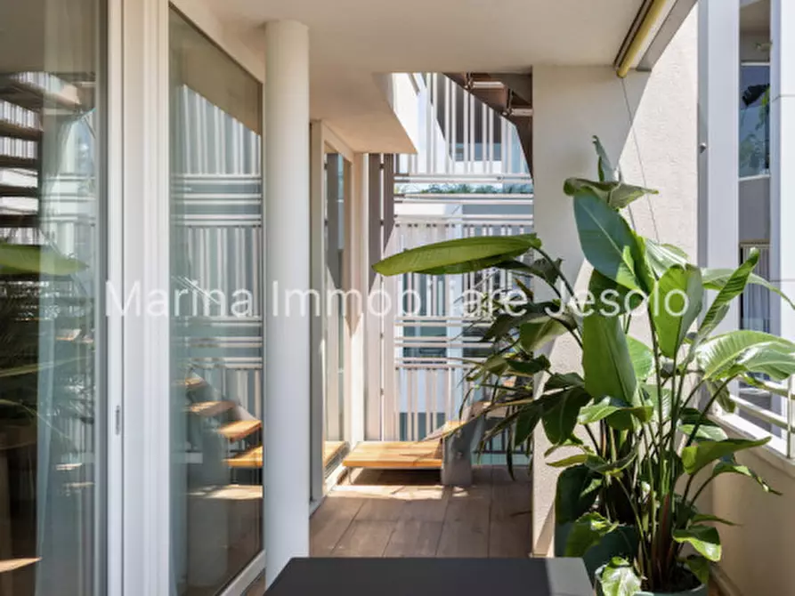 Immagine 28 di Attico in vendita  in via dante a Jesolo