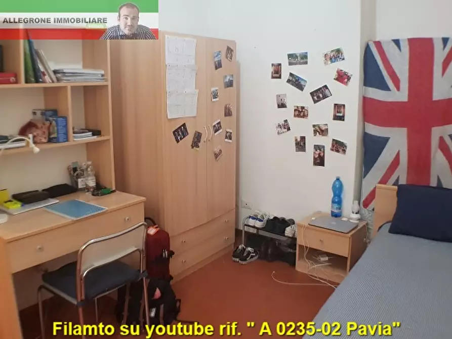 Immagine 17 di Appartamento in affitto  in gatti a Pavia