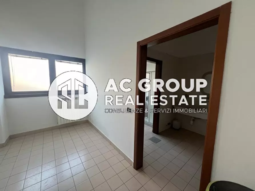 Immagine 9 di Capannone industriale in vendita  in Via Stabilimenti a Ceriano Laghetto