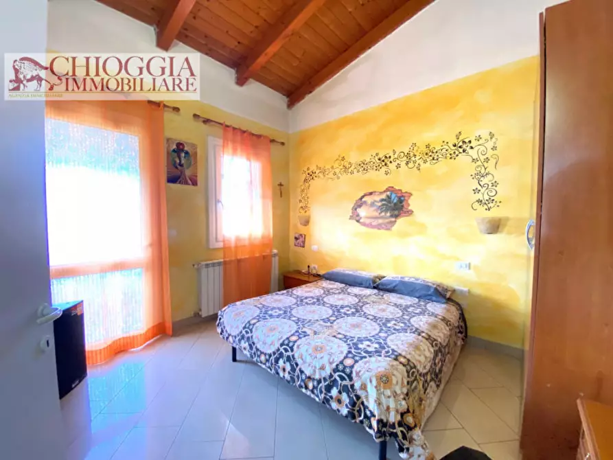 Immagine 9 di Casa bifamiliare in vendita  in Via Primavera a Chioggia