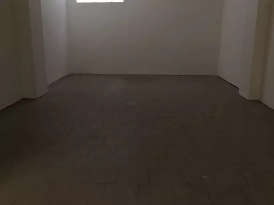 Immagine 7 di Garage in vendita  a Vicenza