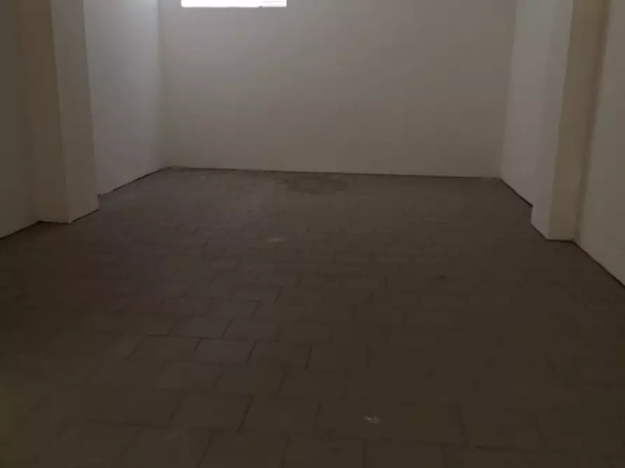 Immagine 8 di Garage in vendita  a Vicenza