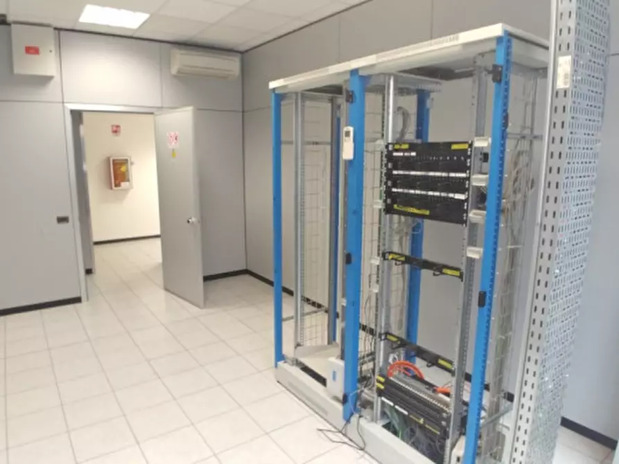 Immagine 16 di Ufficio in affitto  in VIA BURONA a Vimodrone