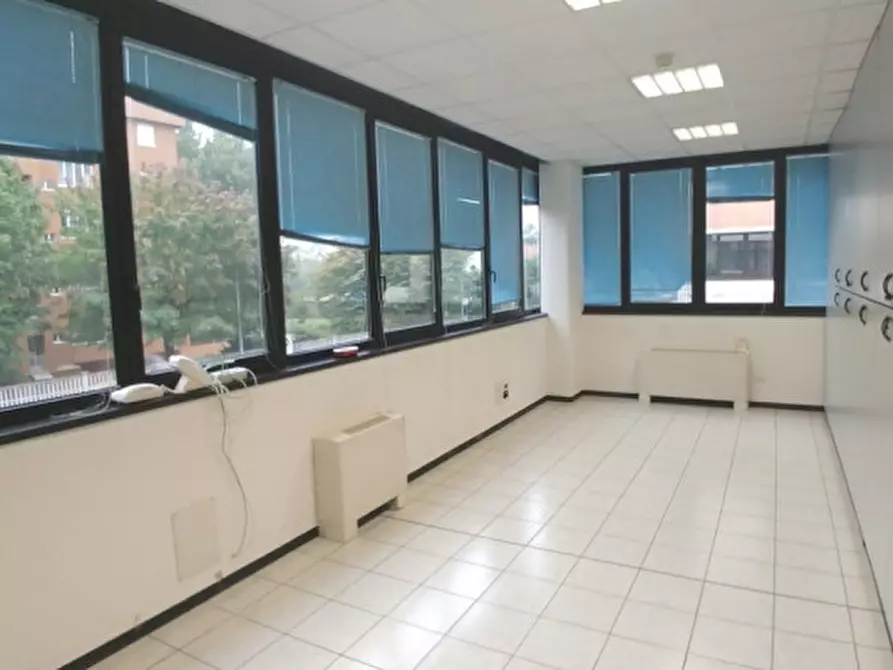 Immagine 22 di Ufficio in affitto  in VIA BURONA a Vimodrone