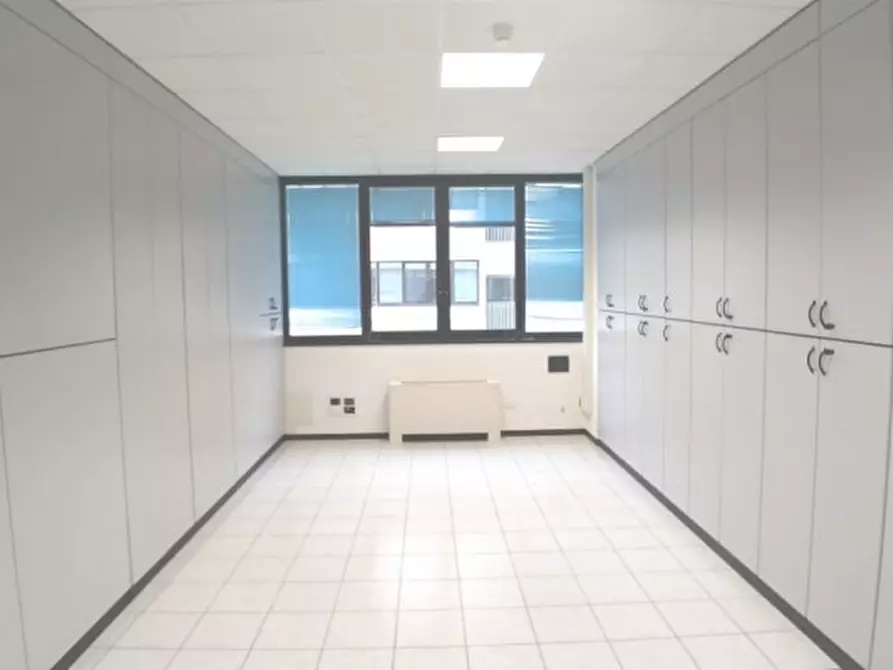 Immagine 24 di Ufficio in affitto  in VIA BURONA a Vimodrone