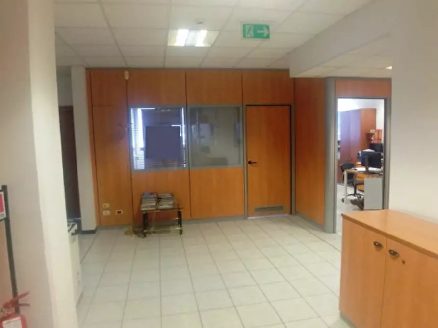 Immagine 17 di Ufficio in affitto  in VIA BURONA a Vimodrone
