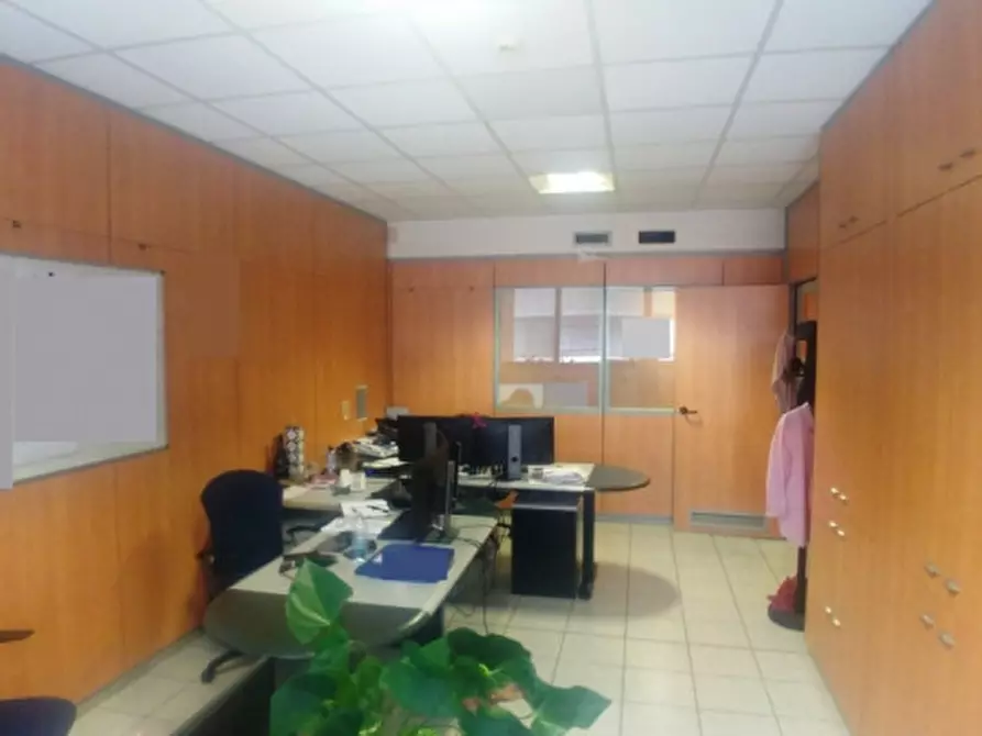 Immagine 11 di Ufficio in affitto  in VIA BURONA a Vimodrone