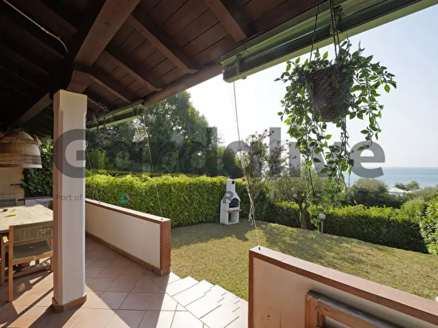Immagine 2 di Appartamento in vendita  in Via del Porto a Moniga Del Garda