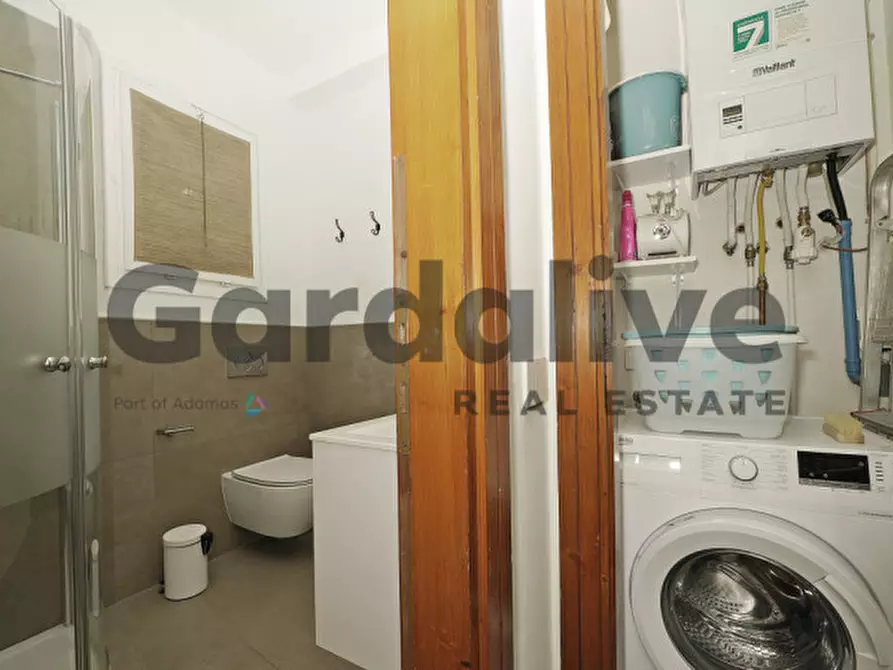 Immagine 15 di Appartamento in vendita  in Via del Porto a Moniga Del Garda