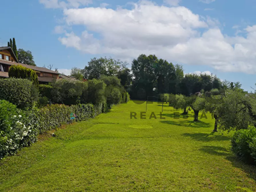 Immagine 27 di Appartamento in vendita  in Via del Porto a Moniga Del Garda