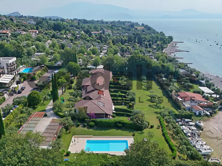 Immagine 31 di Appartamento in vendita  in Via del Porto a Moniga Del Garda