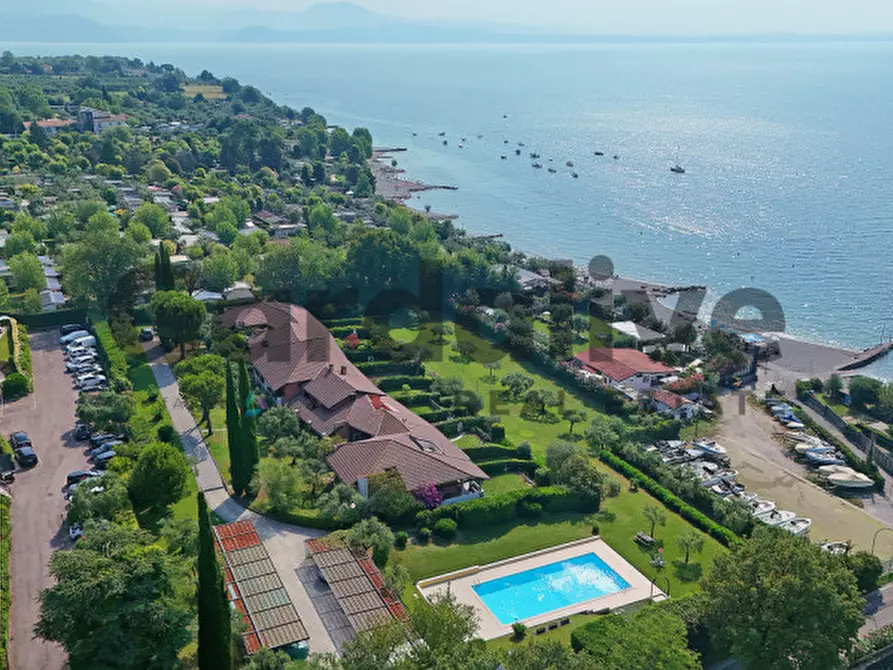 Immagine 33 di Appartamento in vendita  in Via del Porto a Moniga Del Garda