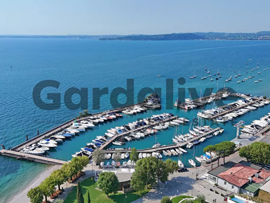 Immagine 39 di Appartamento in vendita  in Via del Porto a Moniga Del Garda