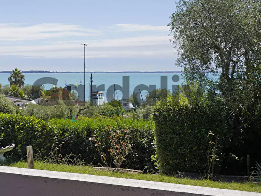 Immagine 1 di Appartamento in vendita  in Via del Porto a Moniga Del Garda