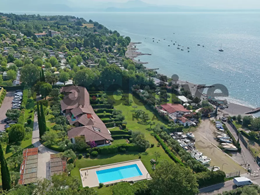 Immagine 35 di Appartamento in vendita  in Via del Porto a Moniga Del Garda