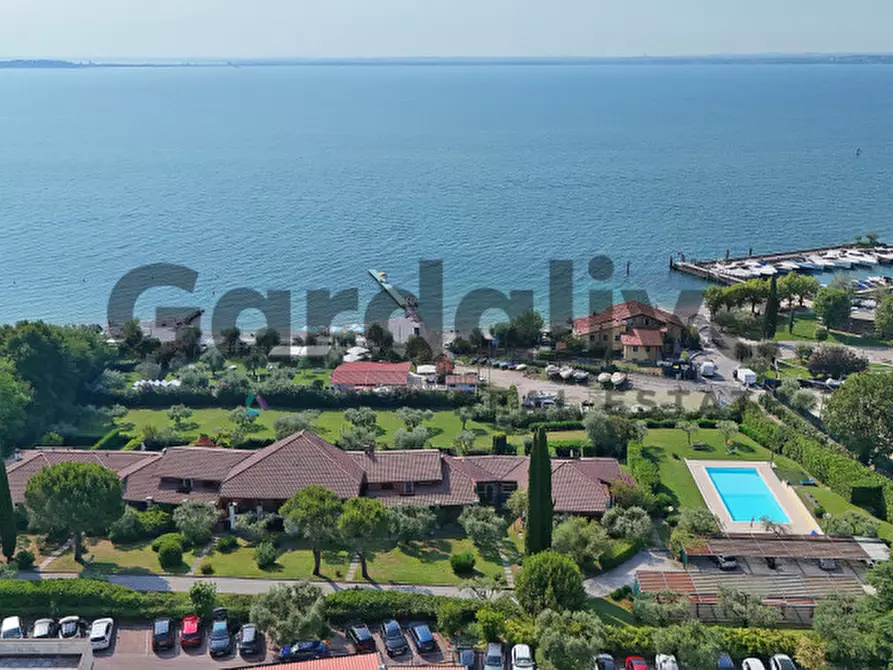 Immagine 42 di Appartamento in vendita  in Via del Porto a Moniga Del Garda