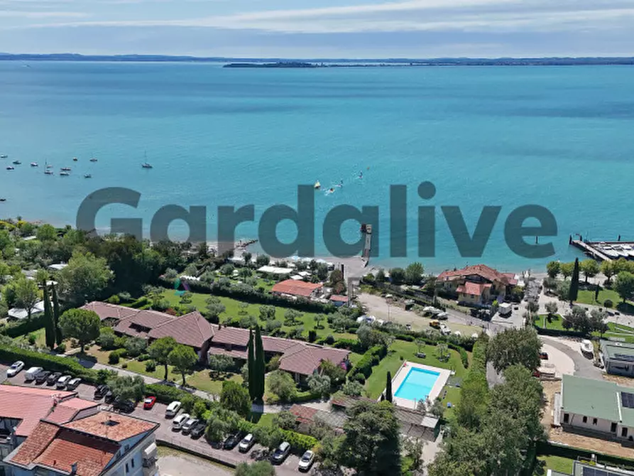 Immagine 49 di Appartamento in vendita  in Via del Porto a Moniga Del Garda