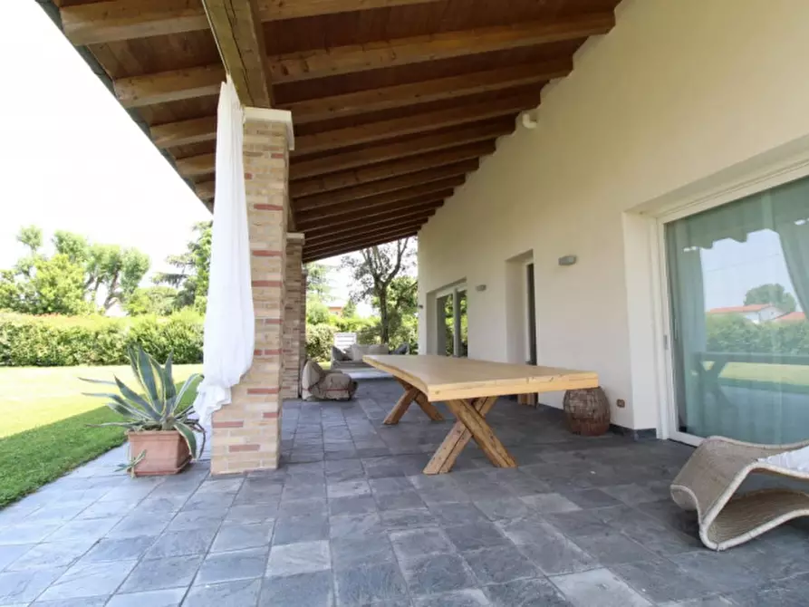 Immagine 17 di Rustico / casale in affitto  a Rubano