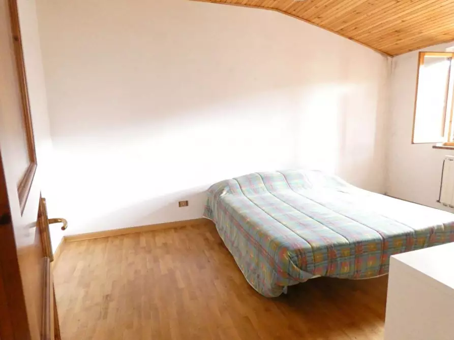 Immagine 2 di Rustico / casale in vendita  in località San Martino di Piagnano, Sassocorvaro a Sassocorvaro Auditore