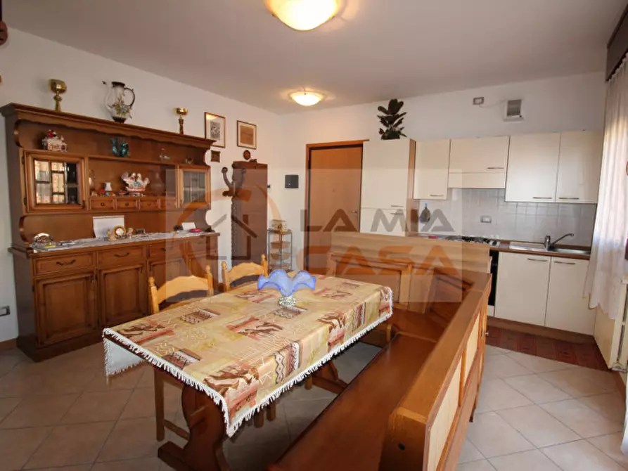 Immagine 1 di Camera in affitto  in Via Primo levi 1 a Legnaro