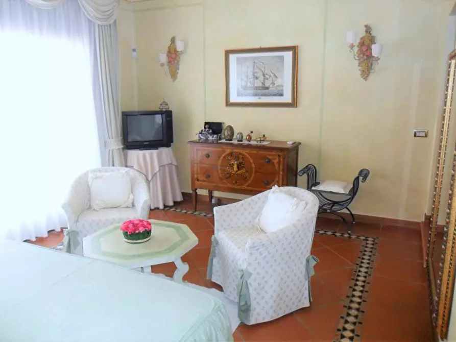 Immagine 4 di Appartamento in vendita  a Arzachena