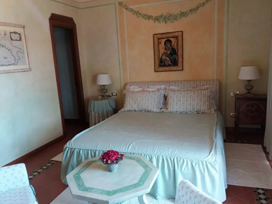 Immagine 8 di Appartamento in vendita  a Arzachena