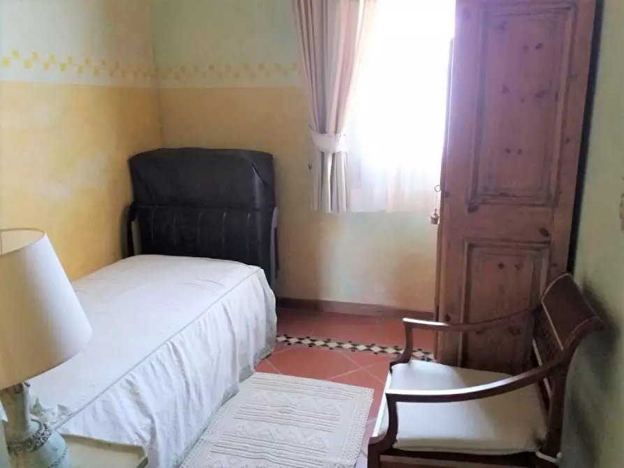 Immagine 11 di Appartamento in vendita  a Arzachena