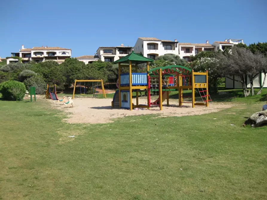 Immagine 24 di Appartamento in vendita  a Arzachena