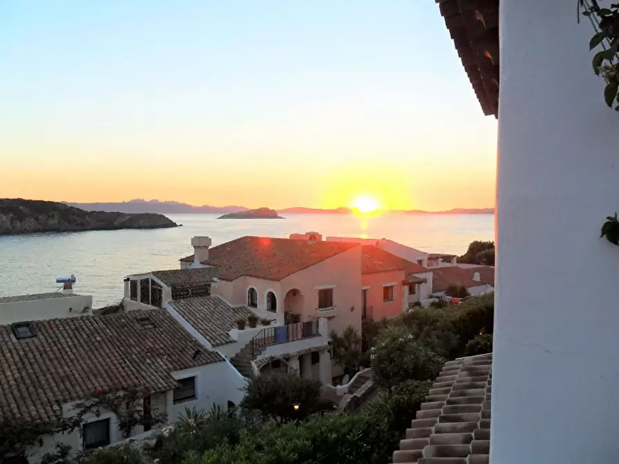 Immagine 26 di Appartamento in vendita  a Arzachena