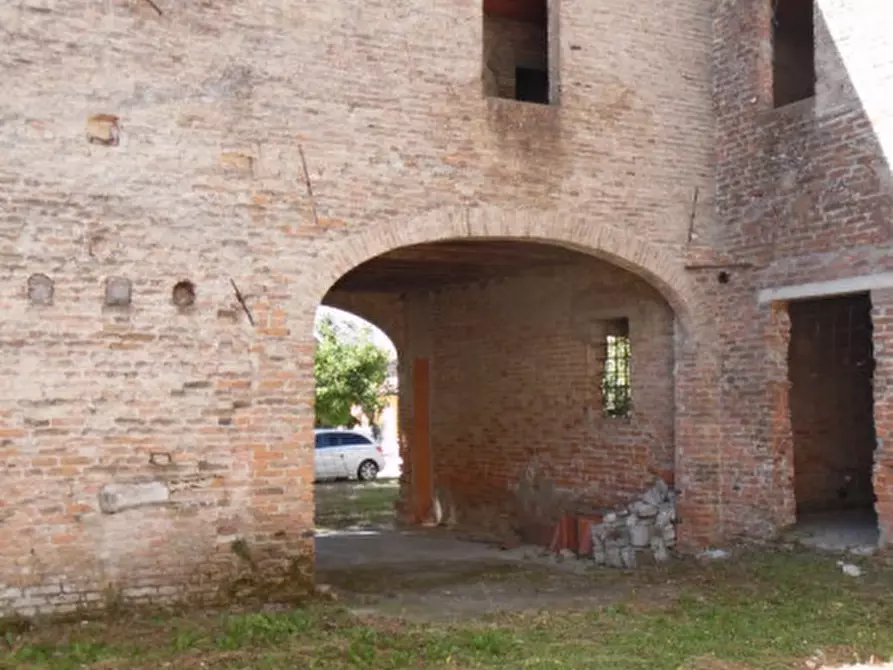 Immagine 6 di Rustico / casale in vendita  a Agna