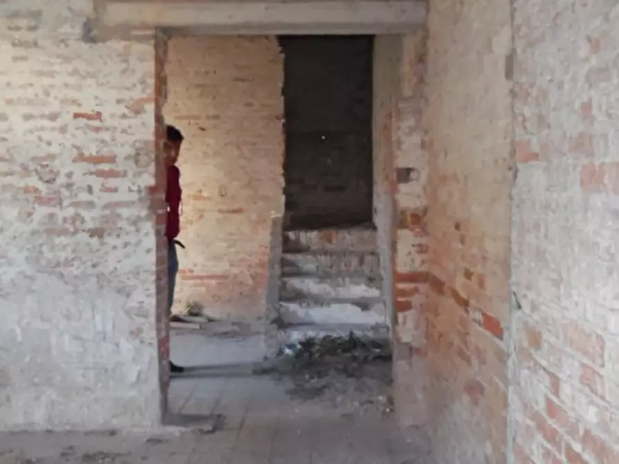 Immagine 8 di Rustico / casale in vendita  a Agna