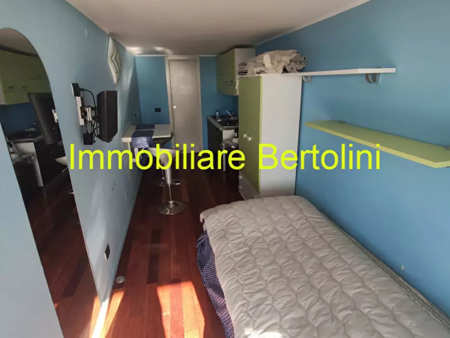 Immagine 4 di Monolocale in vendita  in c.so marconi a San Remo