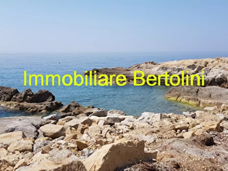 Immagine 9 di Monolocale in vendita  in c.so marconi a San Remo