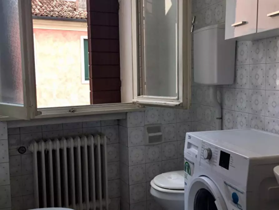 Immagine 11 di Appartamento in affitto  in VIA OGNISSANTI 35 a Padova