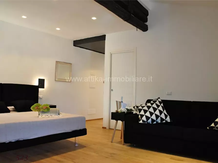 Immagine 9 di Bed & Breakfast in vendita  in Via Roma a Teolo