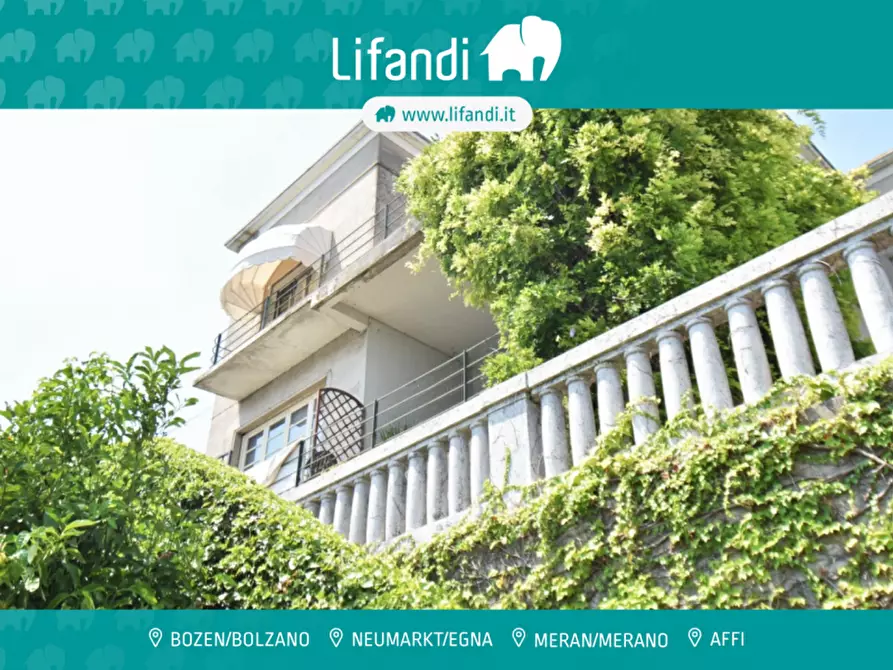 Immagine 1 di Casa indipendente in vendita  a Padenghe Sul Garda