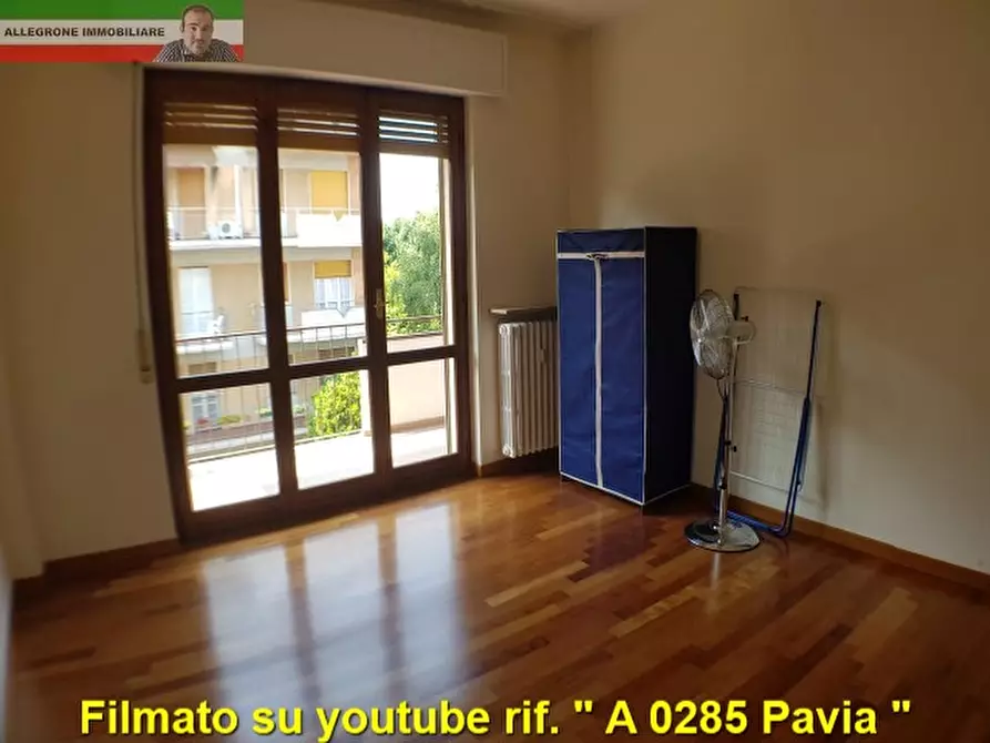 Immagine 10 di Appartamento in affitto  in via lambri a Pavia